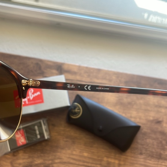 Ray Ban sunglasses - Picture 5 of 7